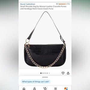 Leather purse
Shoulder bag
Crocodile print